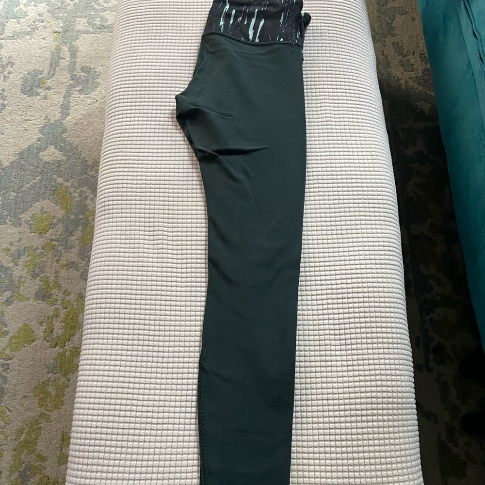 Lululemon Reversible Leggings Gem